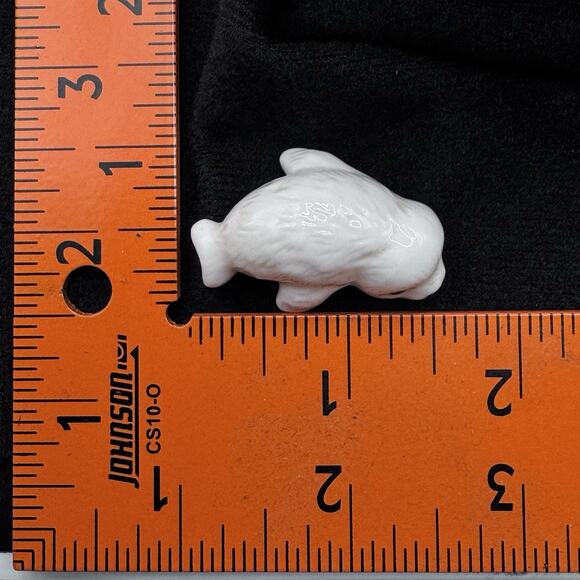 Vintage Baby Seal Miniature Figurine White - Picture 8 of 8